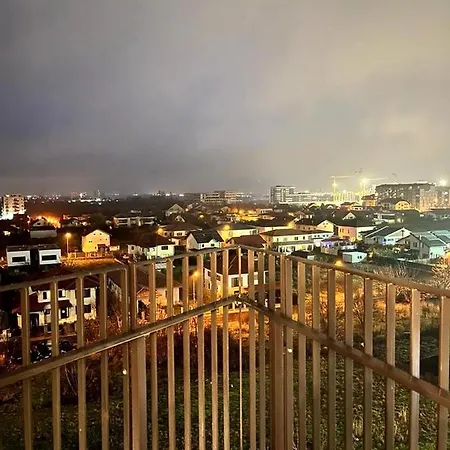 Sky Modern With Parking Apartment *